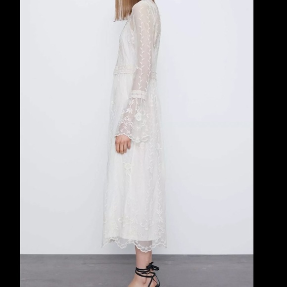 Zara Woman Size S EMBROIDERED DRESS ECRU - 7901/404 - Picture 2 of 7